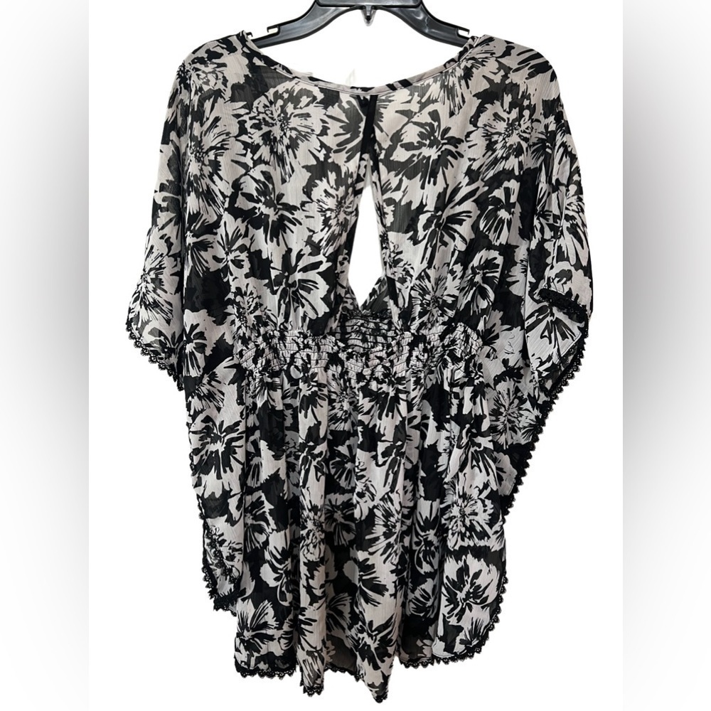 Black & White Floral Beach Coverup